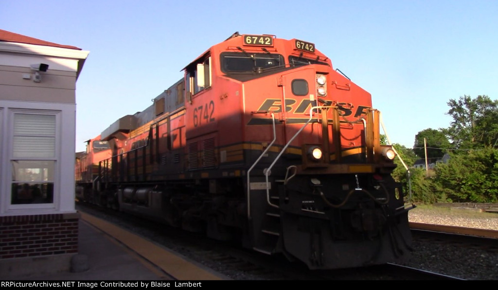 BNSF Q-CHISBD